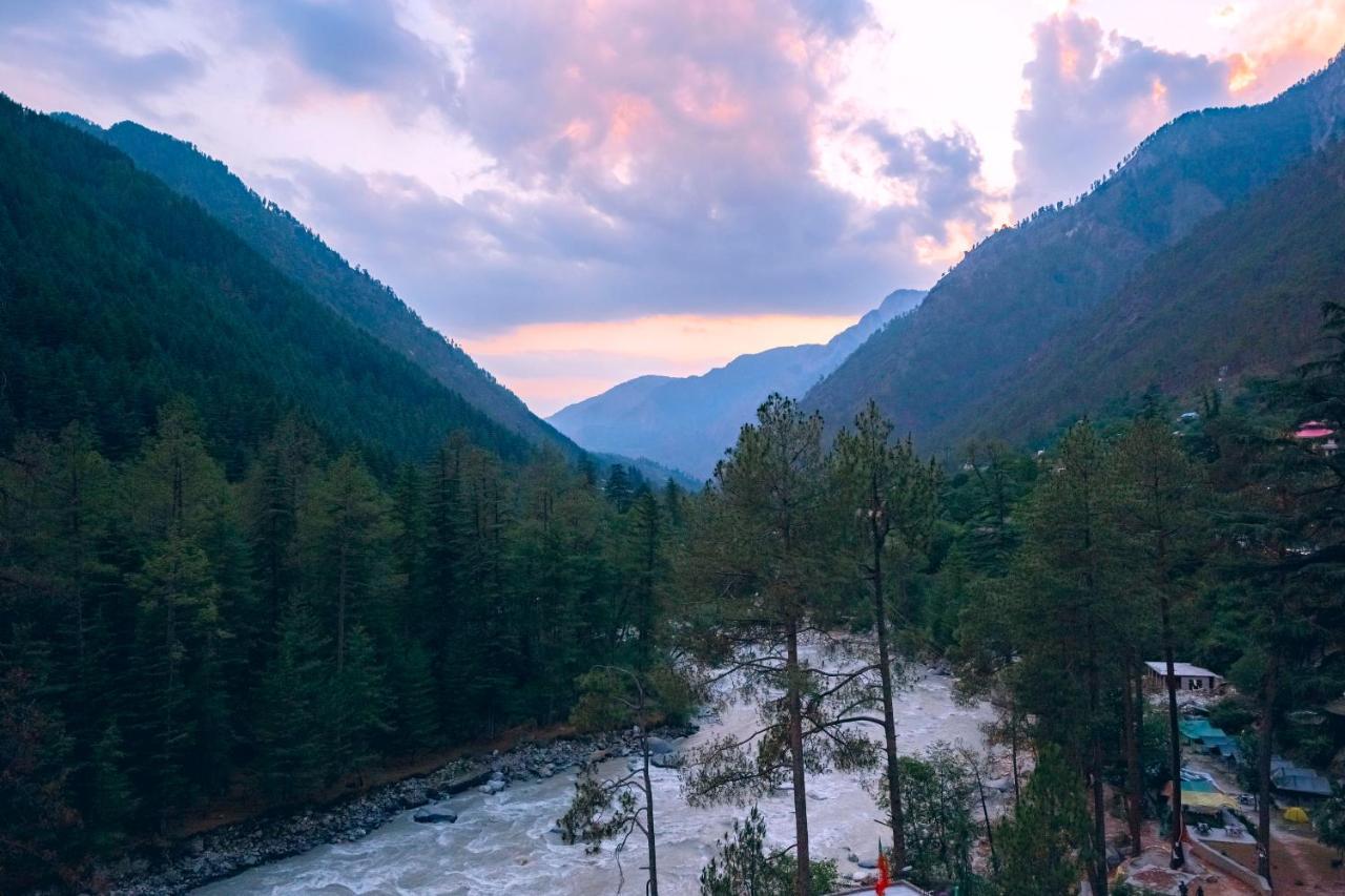 Free Culture, Chalal Kasol Exterior photo