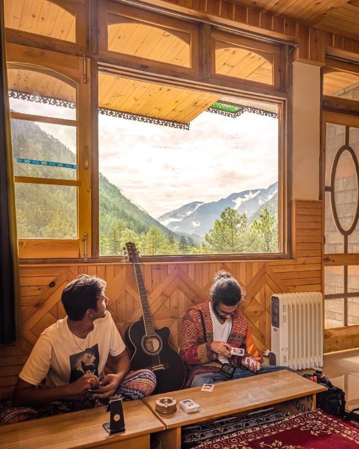 Free Culture, Chalal Kasol Exterior photo